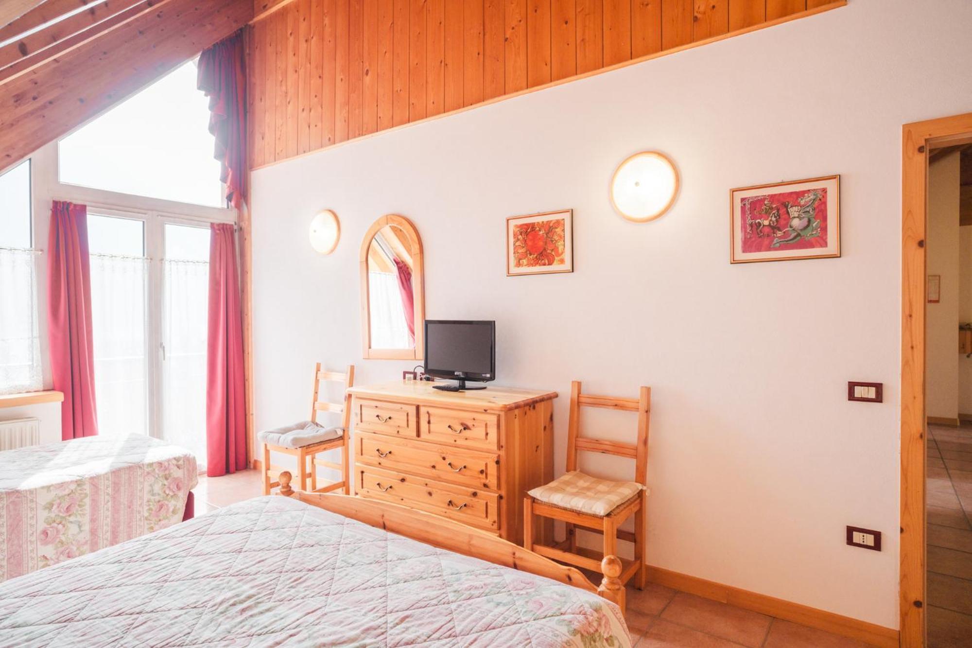 Aparthotel Al Caminetto 3*