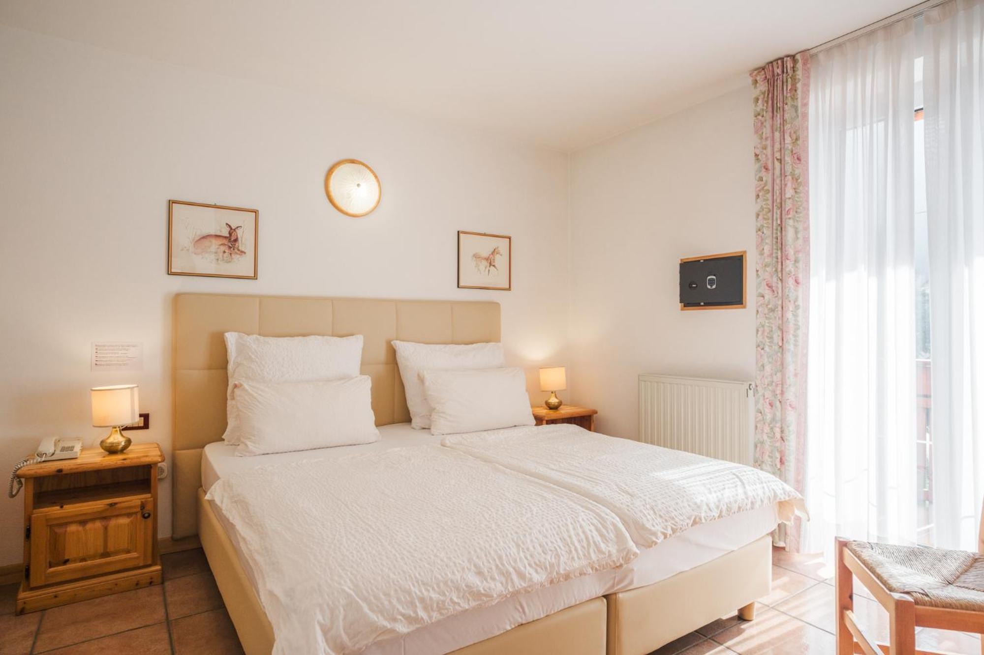 Aparthotel Al Caminetto 3*