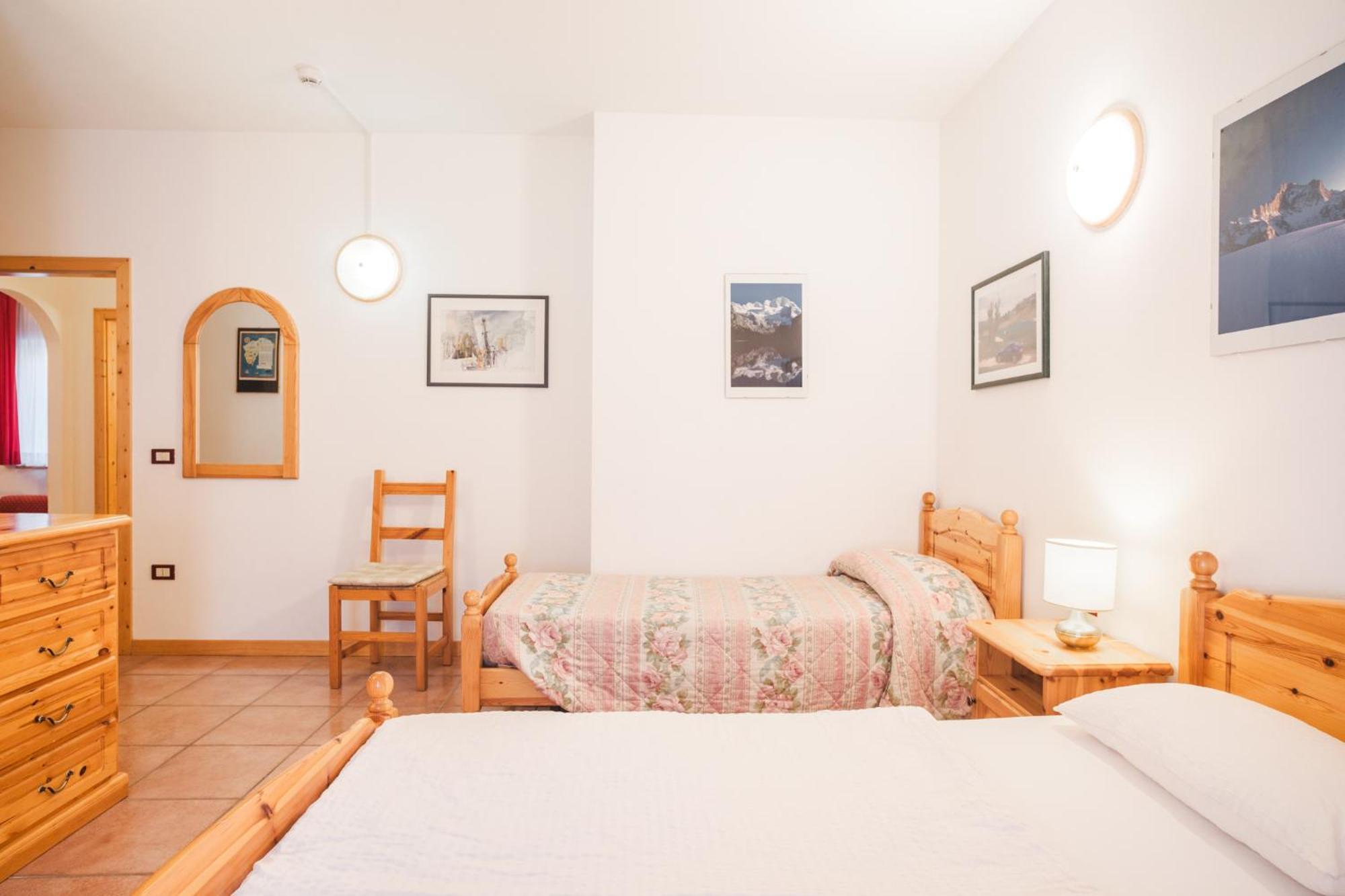Aparthotel Al Caminetto 3*